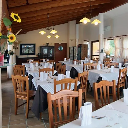 Agricostella Alloggio per agriturismo *